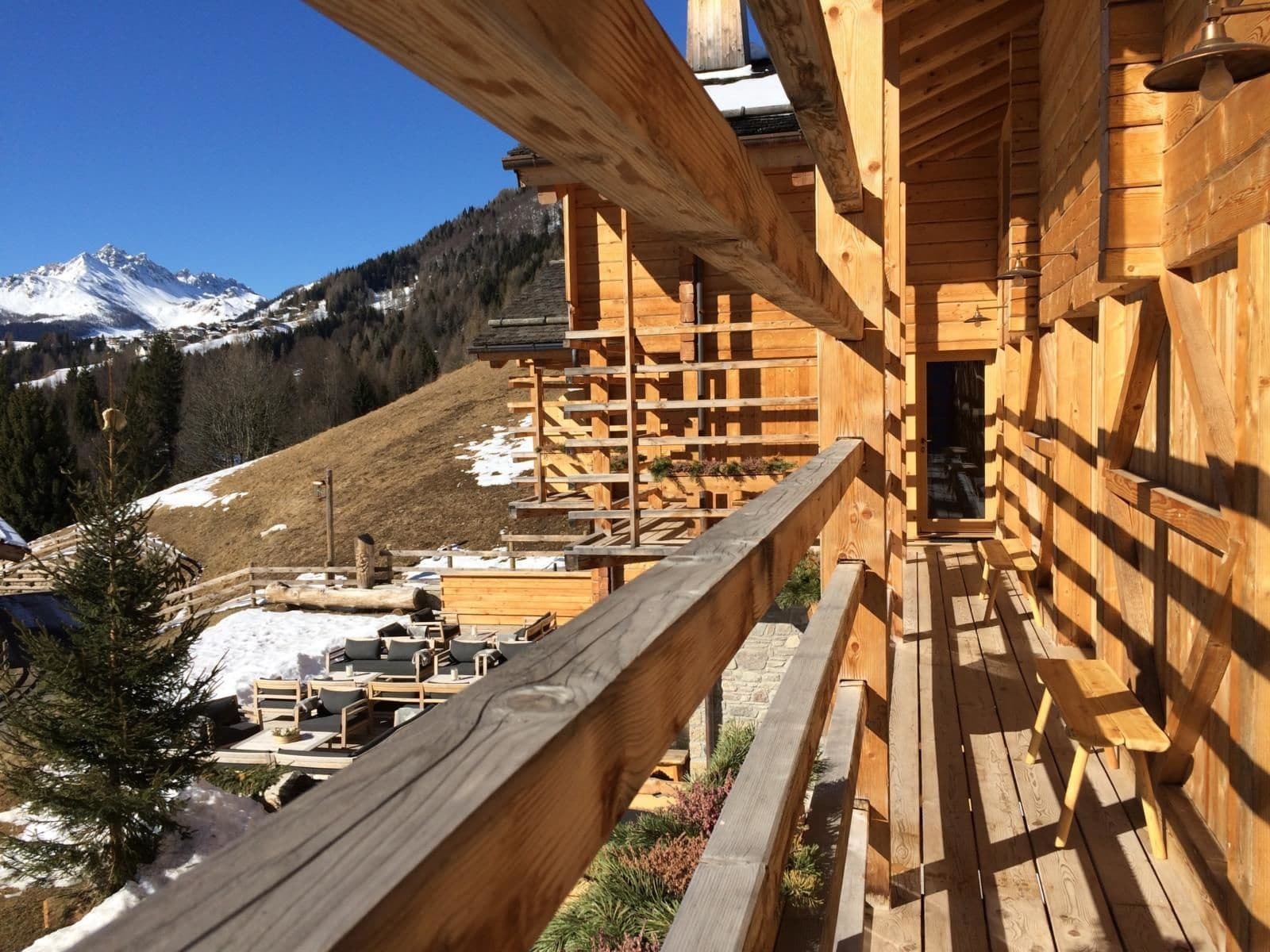 Hotel The Originals Borgo Eibn Mountain Lodge Саурис Екстериор снимка