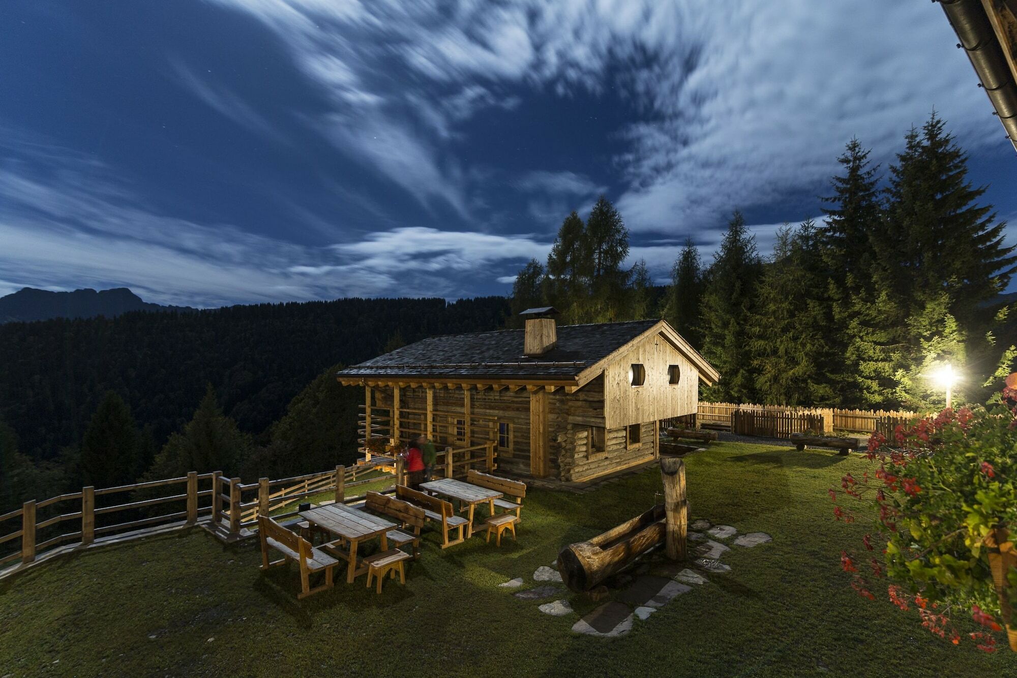 Hotel The Originals Borgo Eibn Mountain Lodge Саурис Екстериор снимка